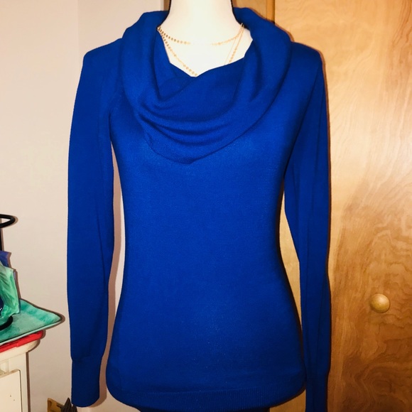 Philosophy Sweaters - Philosophy Loose Neck Sweater✨